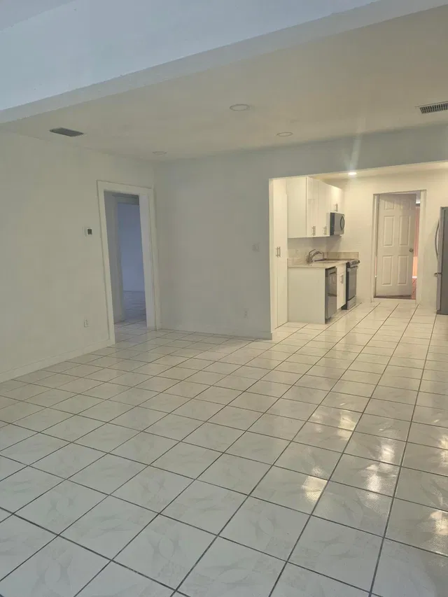 West Palm Beach Residence photo 4