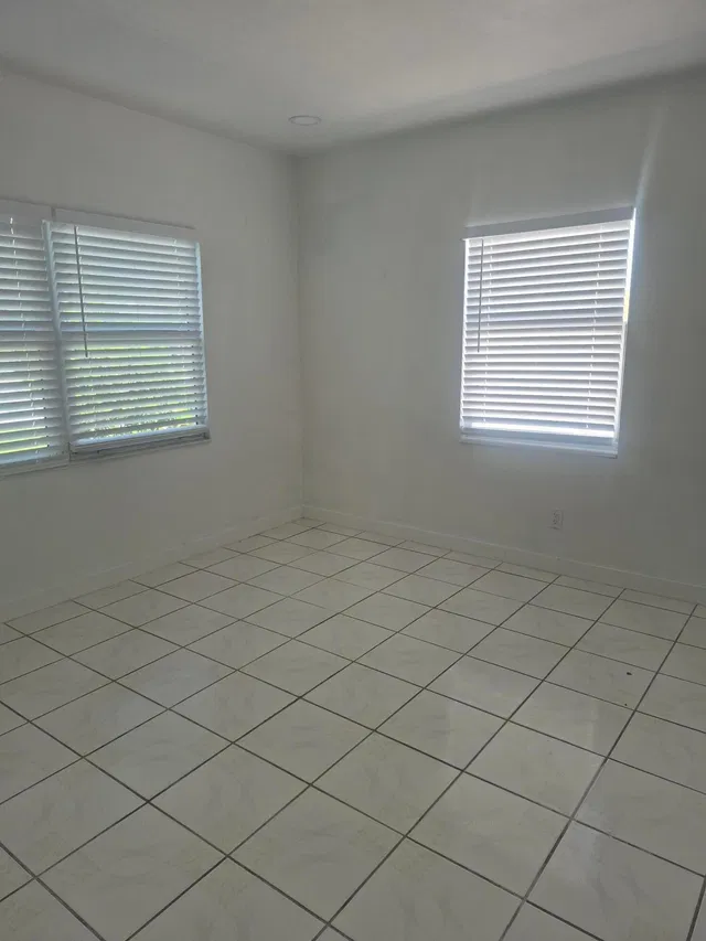 West Palm Beach Residence photo 5