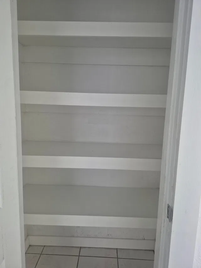 West Palm Beach Residence photo 10