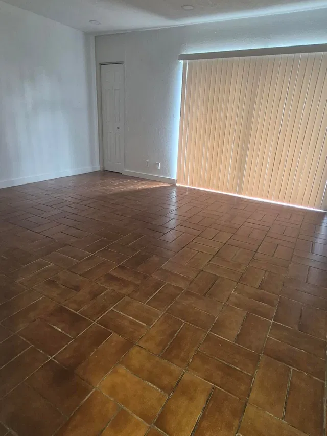 West Palm Beach Residence photo 17