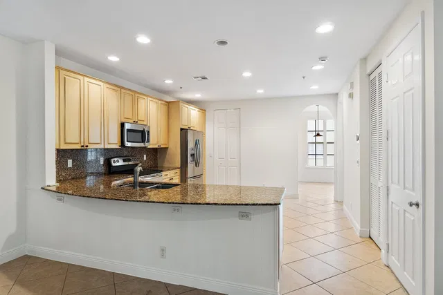  Residence photo 13