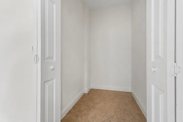  Residence photo 25
