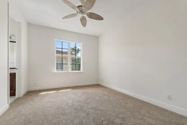  Residence photo 36