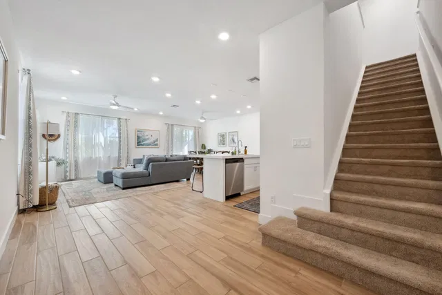Residence photo 5