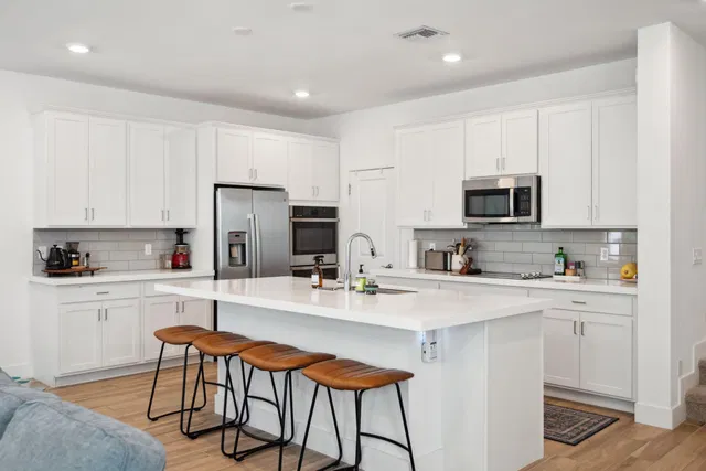Residence photo 11