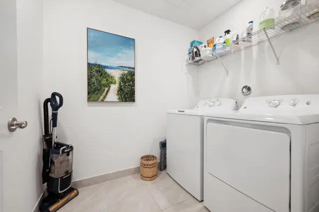 Residence photo 20