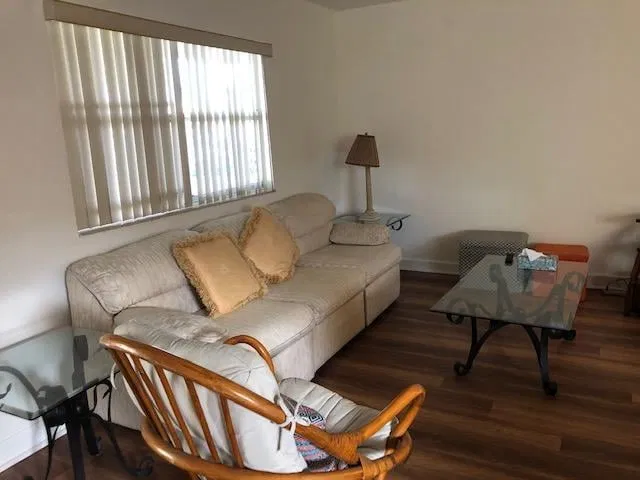 Residence photo 2