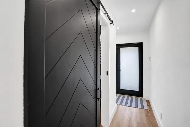 Residence photo 5