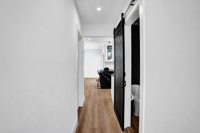 Residence photo 8