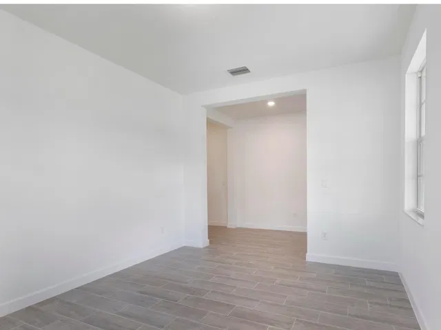  Residence photo 10