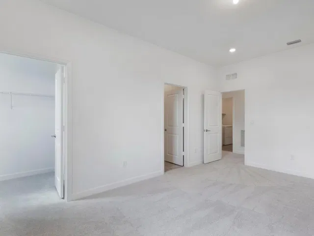  Residence photo 44