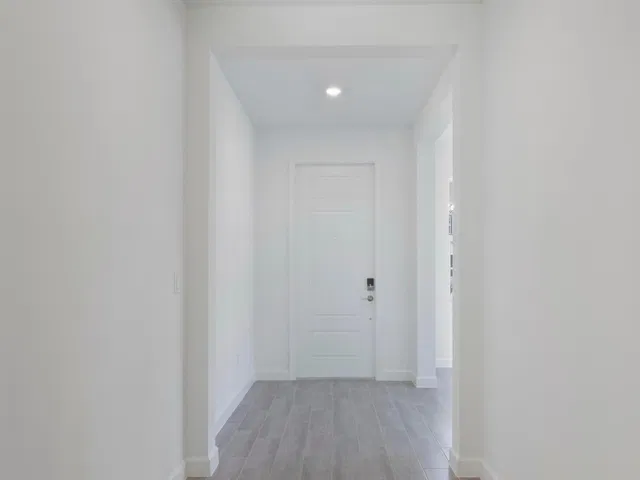 Residence photo 6