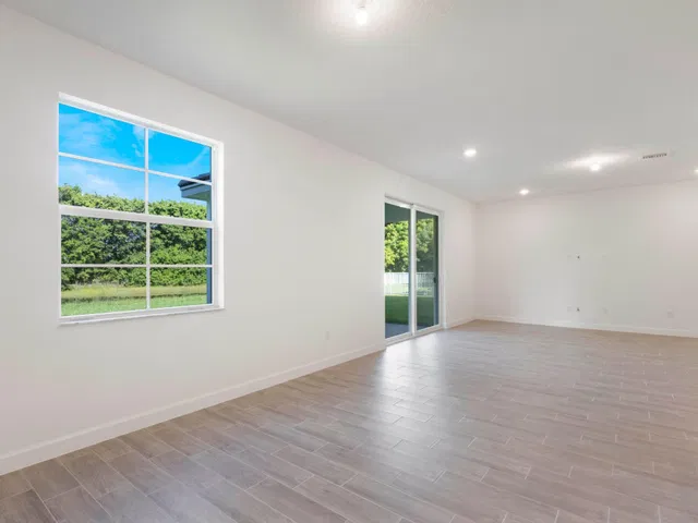Residence photo 23