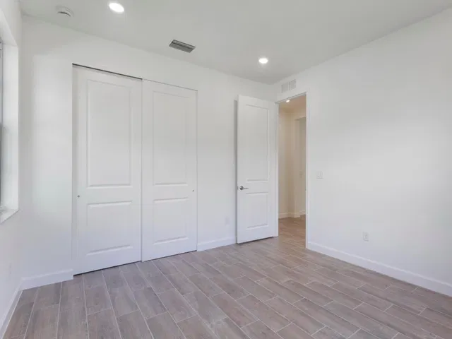 Residence photo 35