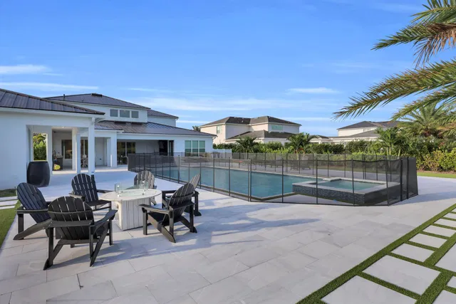 Bridgewater Preserve Residence photo 23