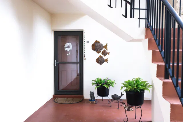 Residence photo 3