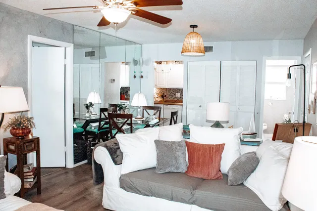 Residence photo 6