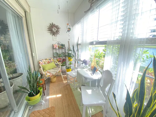 Residence photo 9