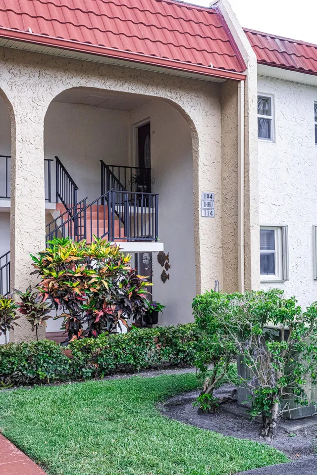 Residence photo 32