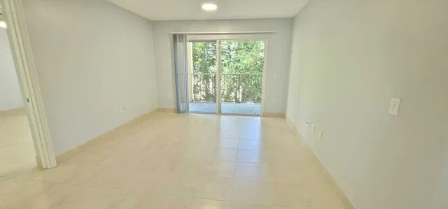 Unit 206 photo 2