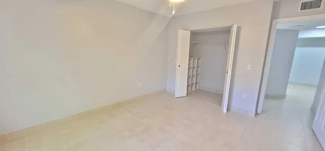 Unit 206 photo 5