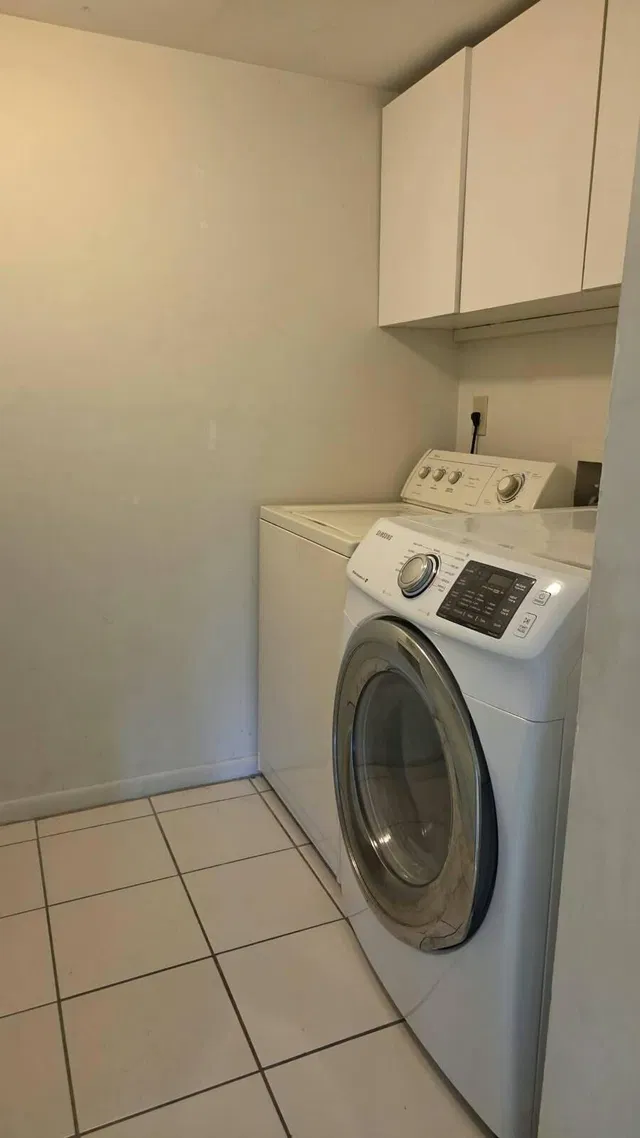 Unit F2 photo 10
