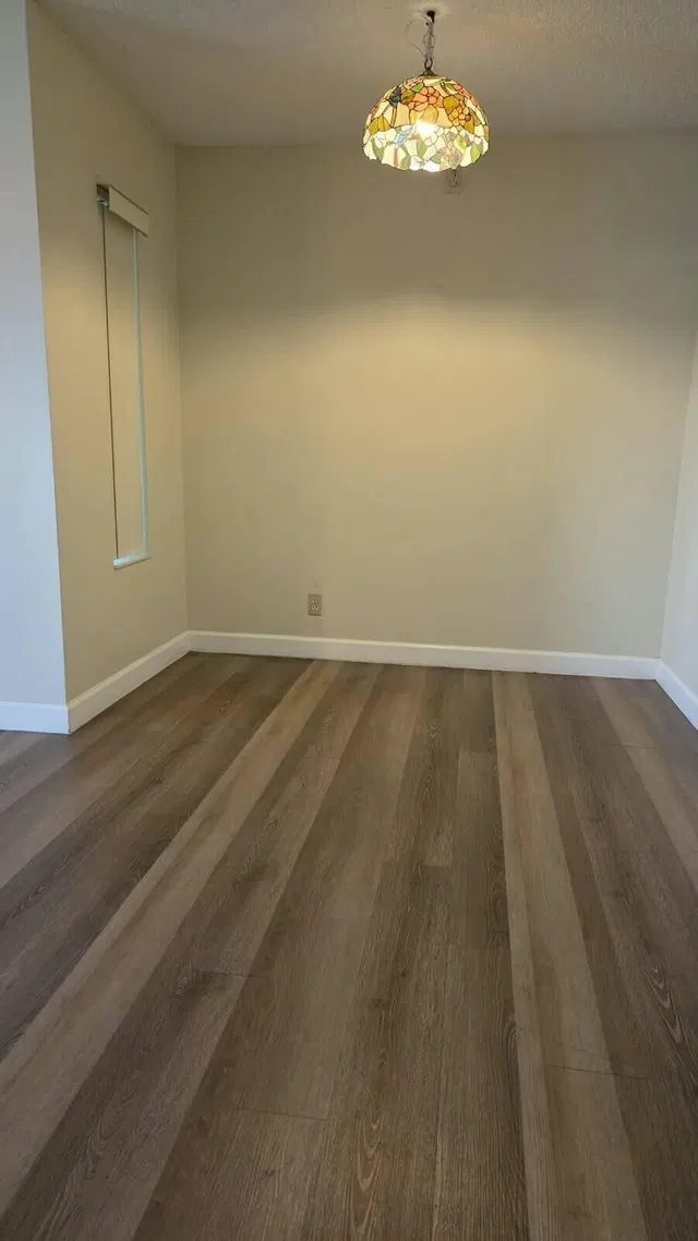 Unit F2 photo 17
