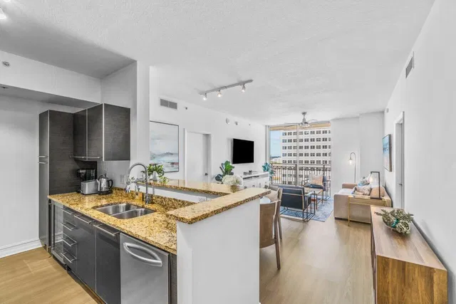 CityPlace South Tower Unit 1508 photo 17