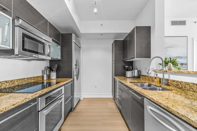 CityPlace South Tower Unit 1508 photo 20