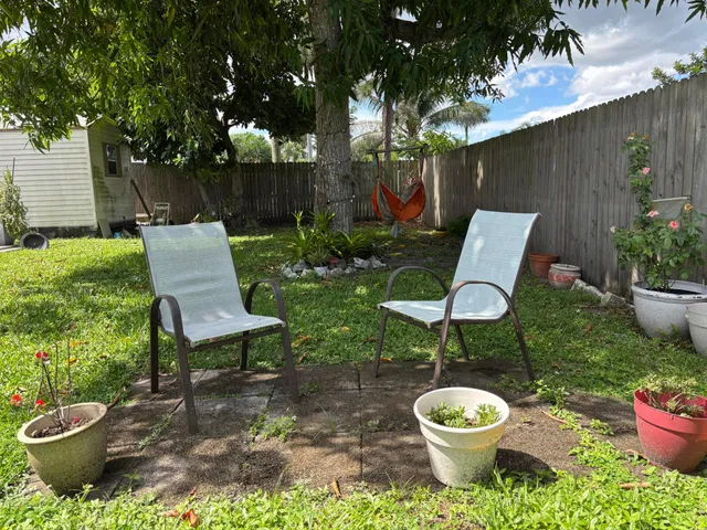  Residence photo 33