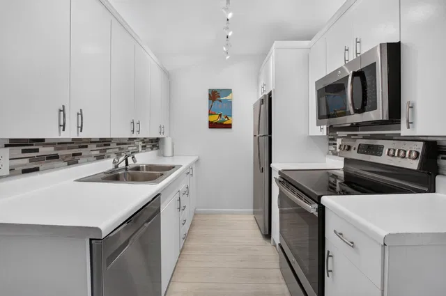 Residence photo 14
