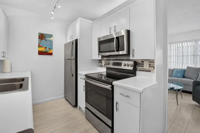 Residence photo 15