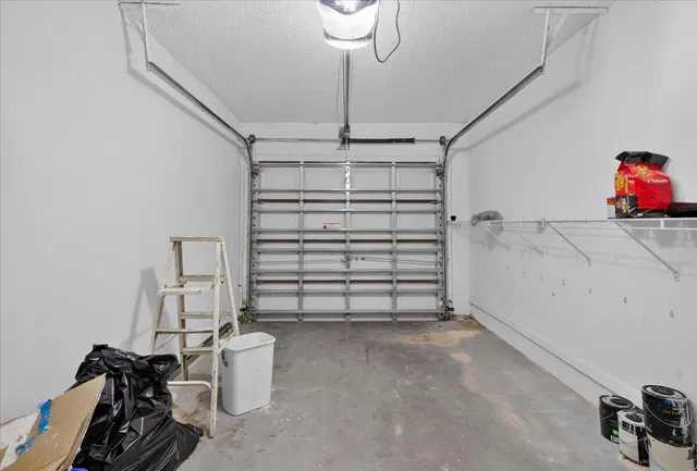 Residence photo 30
