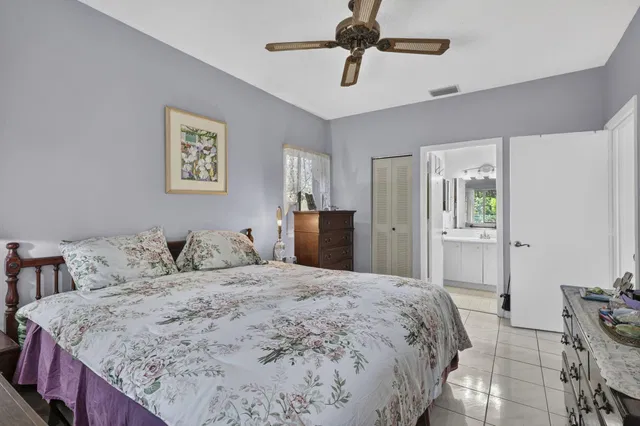 Residence photo 24