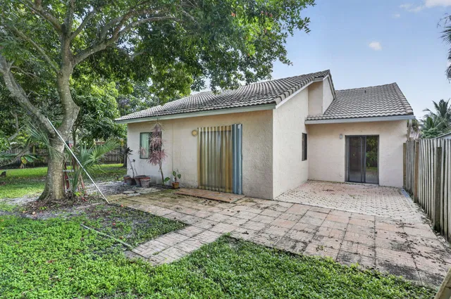 Residence photo 30