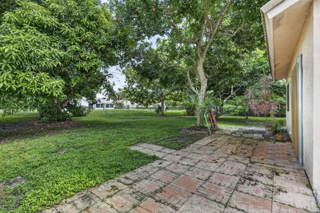 Residence photo 31