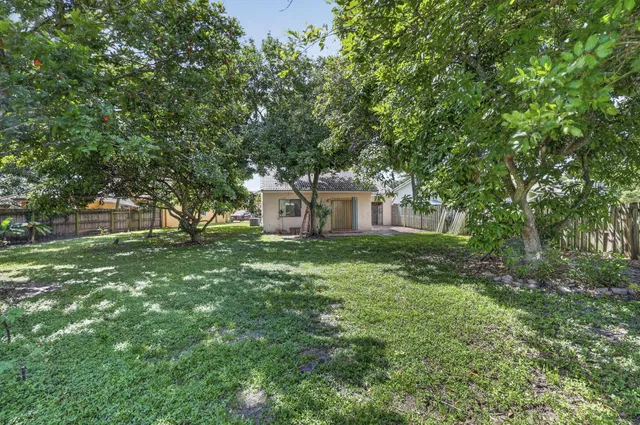 Residence photo 40