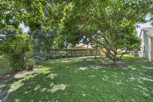 Residence photo 41