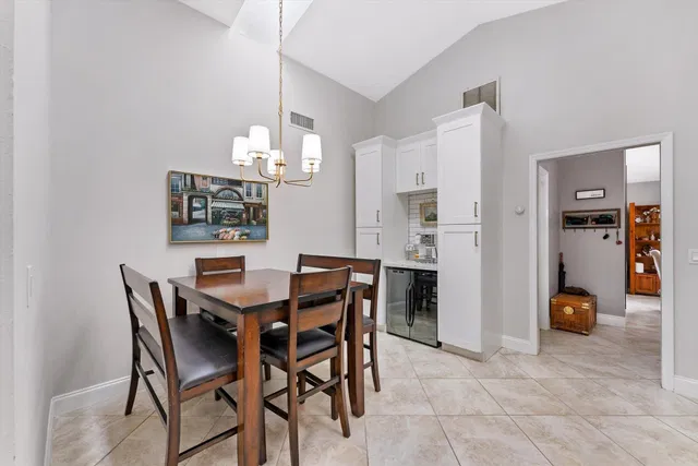  Residence photo 25