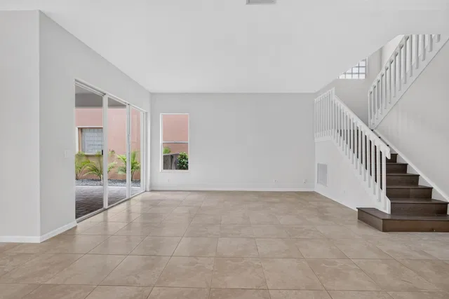 Residence photo 14