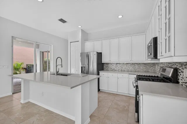 Residence photo 23