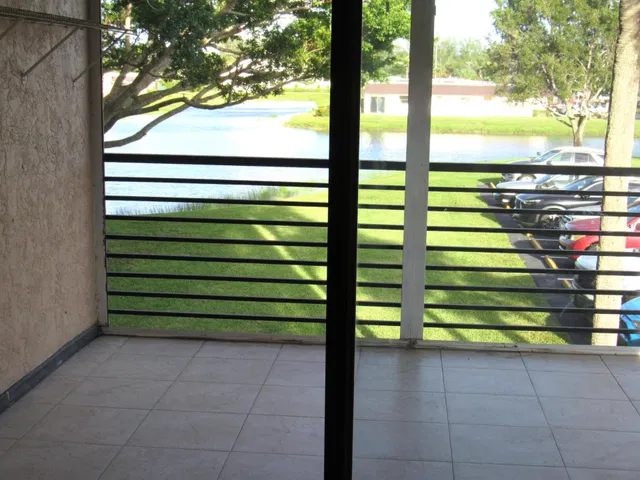 Unit 216 photo 3