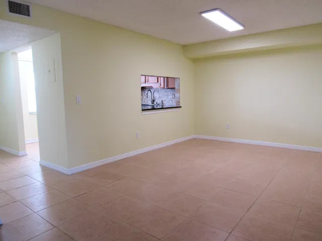 Unit 216 photo 11