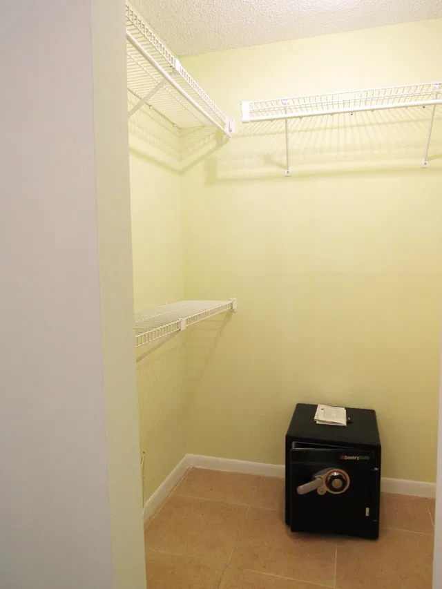 Unit 216 photo 20
