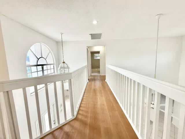  Residence photo 13