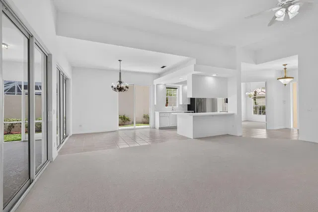  Residence photo 10