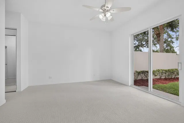  Residence photo 12