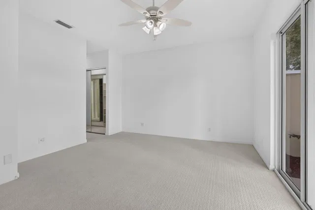  Residence photo 13