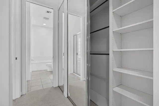 Residence photo 15