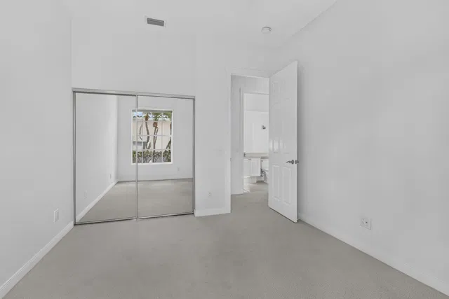  Residence photo 26